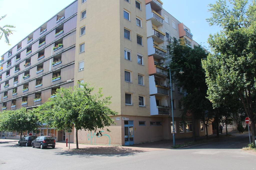 Verona Apartman Szeged Exteriör bild